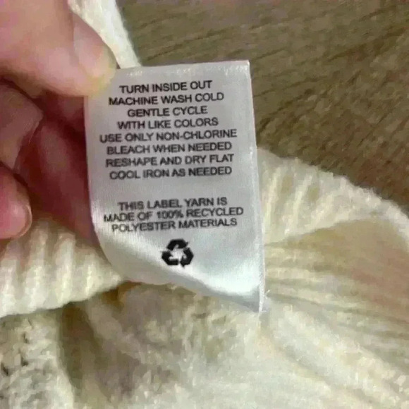 Hippie Rose Women's Pullover Sweater Blizzard White NWT Size XL - Picture 6 of 7